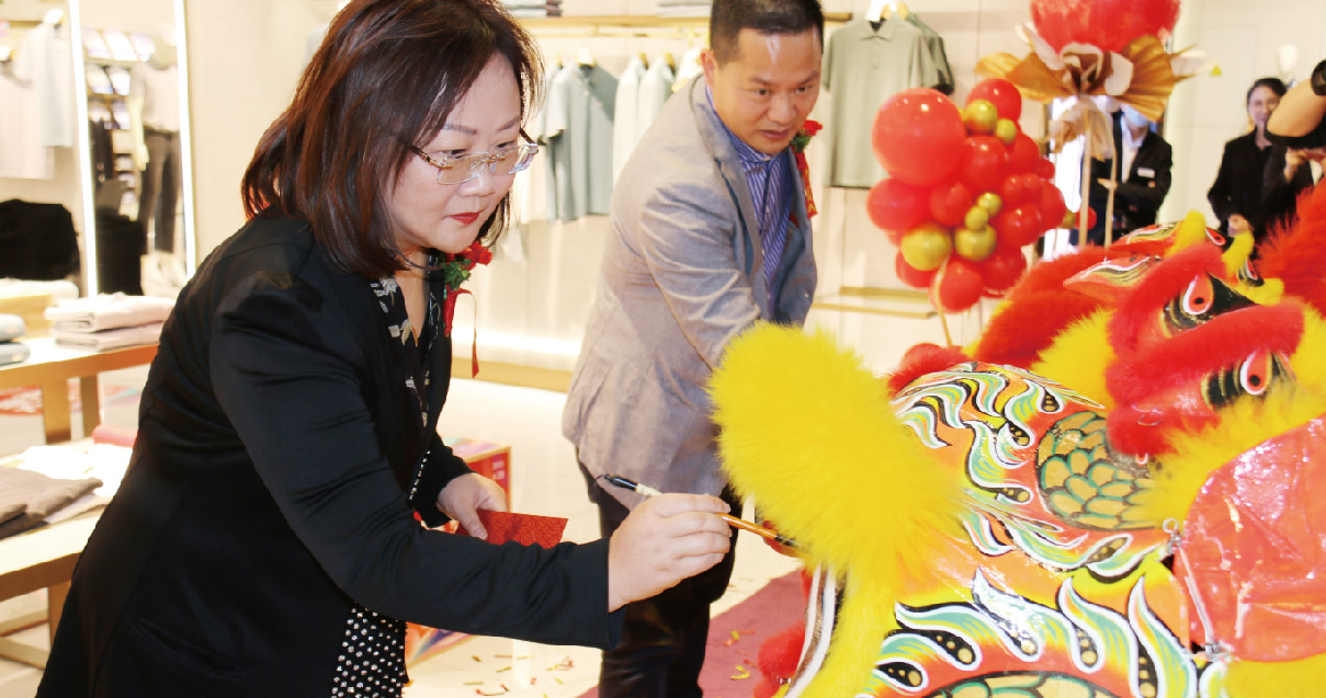 西安英国上市公司365百货（熙地港店）