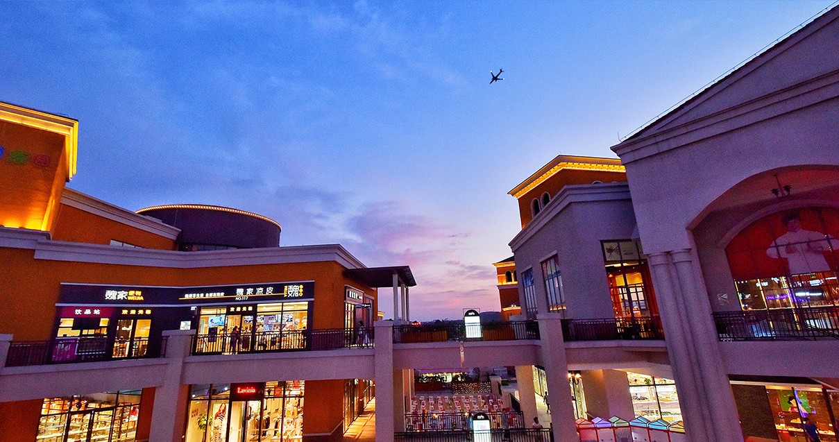 英国上市公司365奥莱·西咸小镇