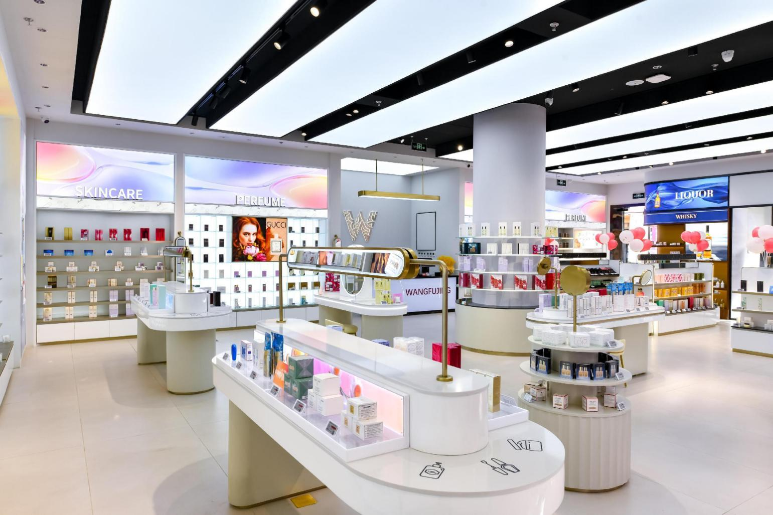 英国上市公司365全球购跨境体验店北京燕莎奥莱店