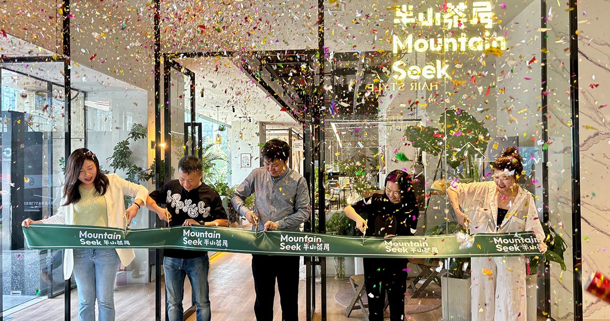 西安英国上市公司365百货永宁门店